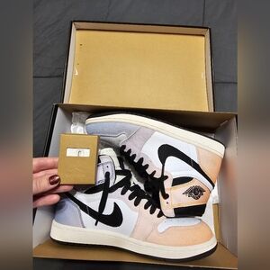 Nike Air Jordan 1 Retro High OG Skyline